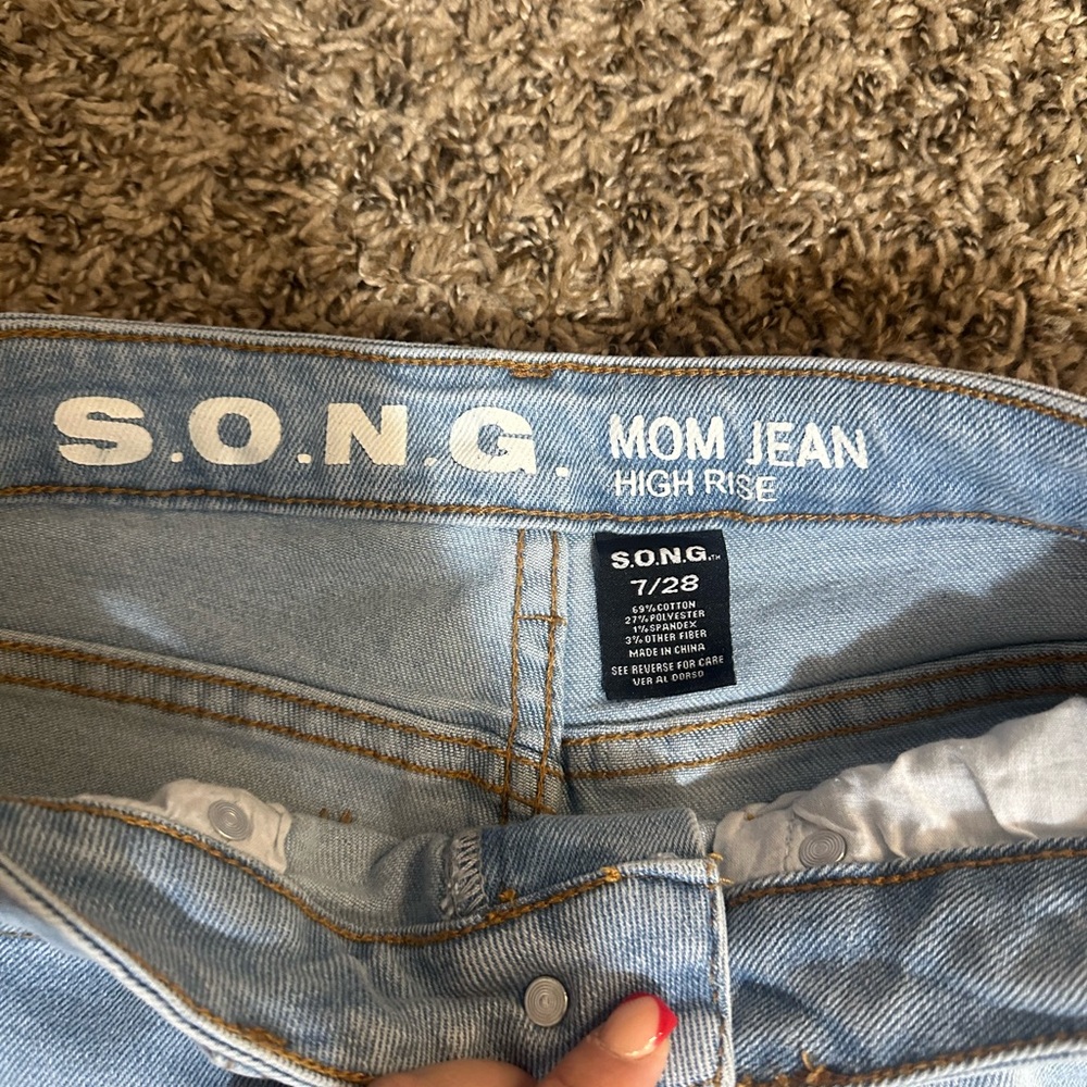 S.O.N.G. High Rise Mom Jeans - Light Blue